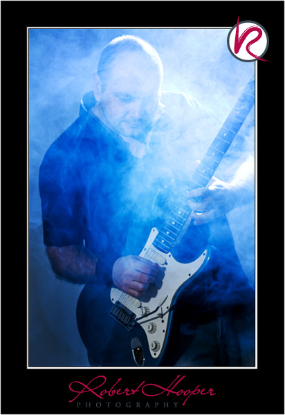 0408-ak-0163 Andy Kostek plays guitar2