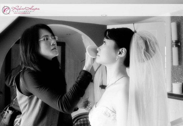 Wedding photography in Surrey by Robert Hooper Photography - 0309-lyjd-0056