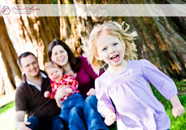Relaxed informal family portraits by Robert Hooper Photography 0409-nj-0105