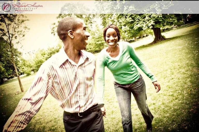 Informal pre wedding photo shoots by Robert Hooper Photography 0509-lfpe-0041
