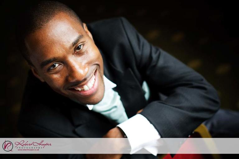Groom portraits by Robert Hooper Photography 0609-lfpe-0032