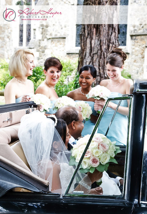 Fun wedding photography by Robert Hooper 0709-NMSB-0054