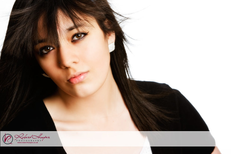 Headshots and portraiture in Surrey by Robert Hooper Photography 0809-MF-0083-Edit