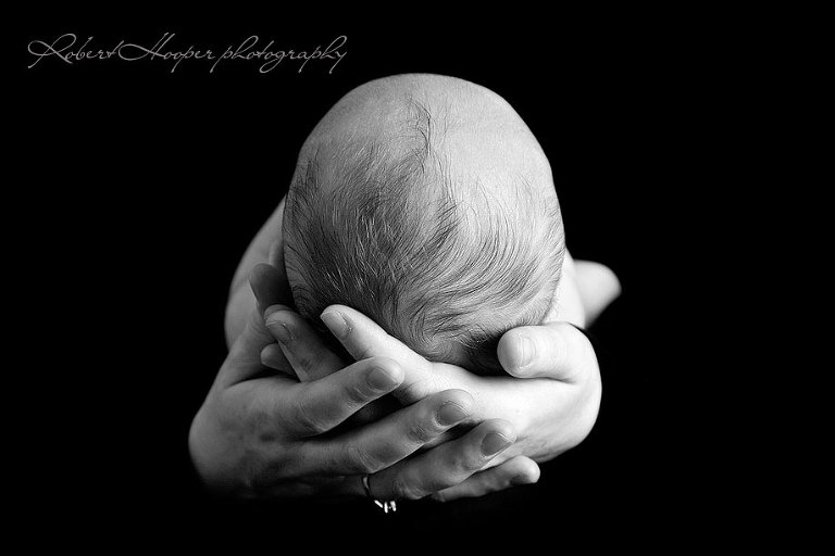 Contemporary baby photography in Surrey by Robert Hooper Photography 0210-NJ-0036