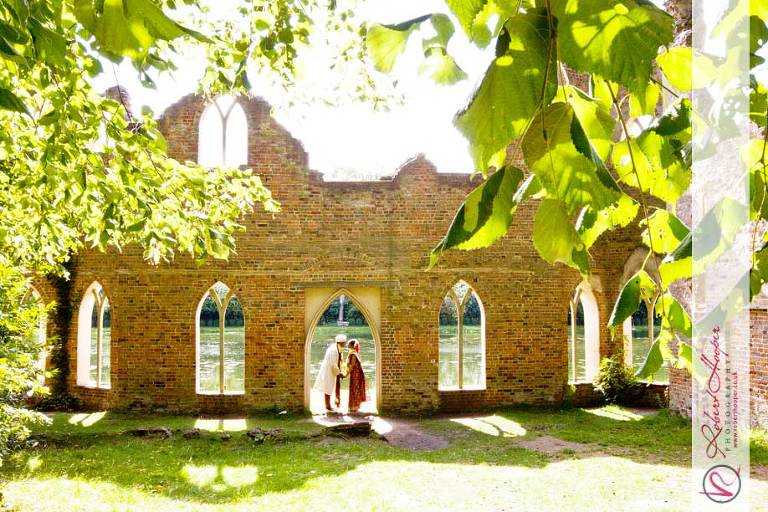 Indian wedding photography at the ruins in Painshill Park