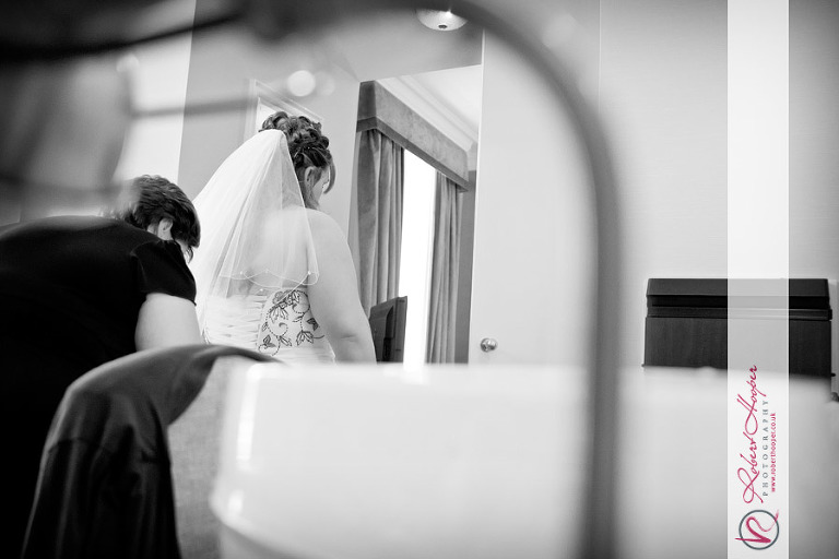 Reportage wedding photography 