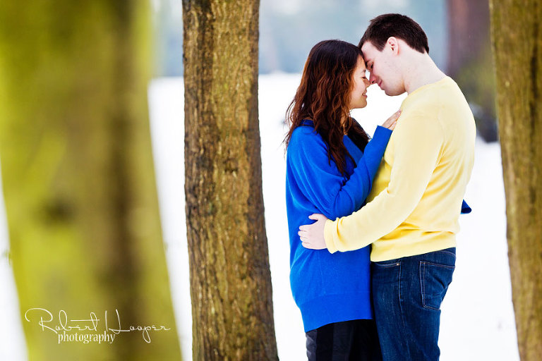 Romantic couple photos in snow