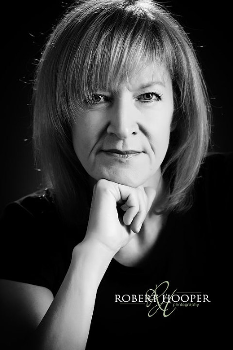 Dramatic black and white headshots photography