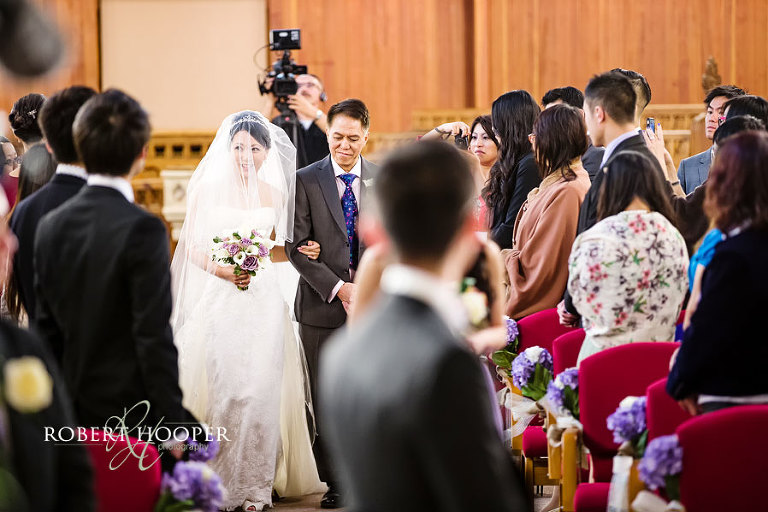 Natural wedding photogtraphy in Kent