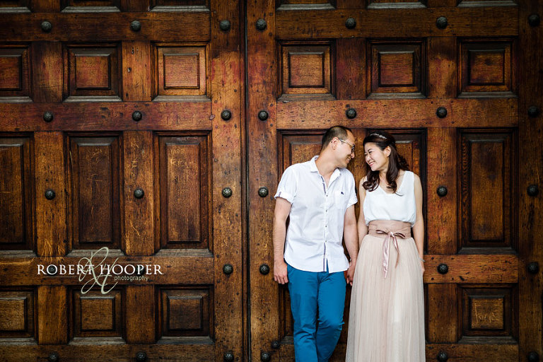 Modern pre wedding photography for Chinese couples in London UK featuring St Paul's Cathedral