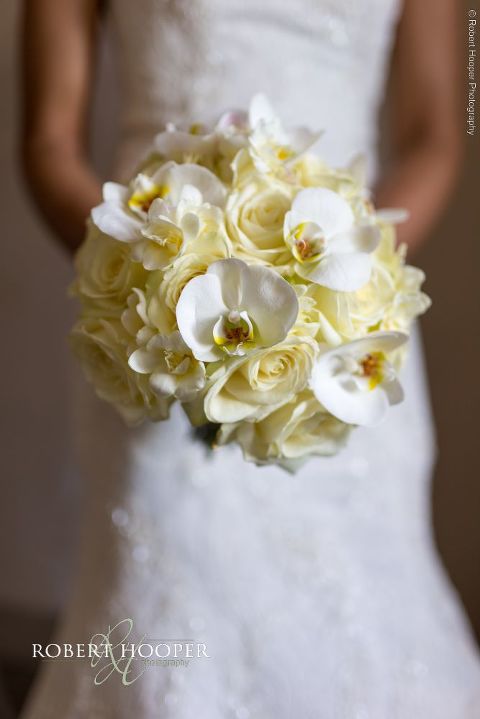 bridal preps Froyle Park wedding day