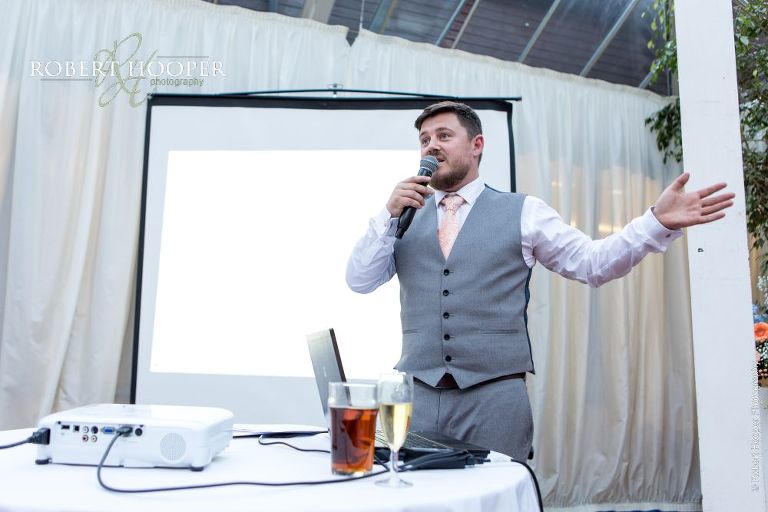 Reportage wedding Photographer Surrey