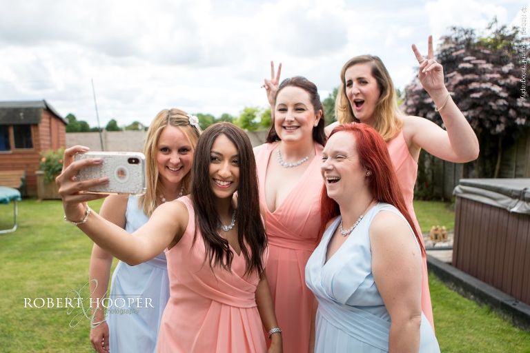 Bridesmaids' selfie