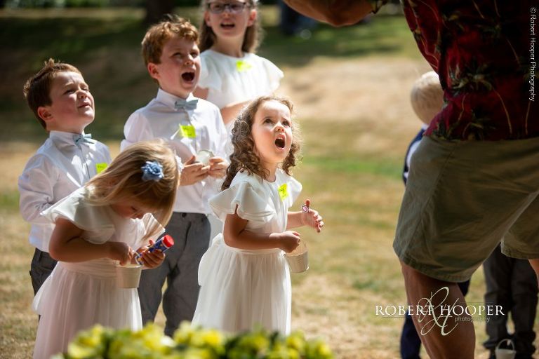 Surrey wedding photographer Oaks Farm