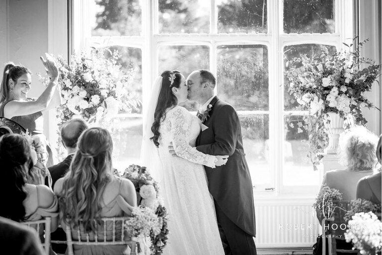 Morden Hall Wedding Photographer (10)